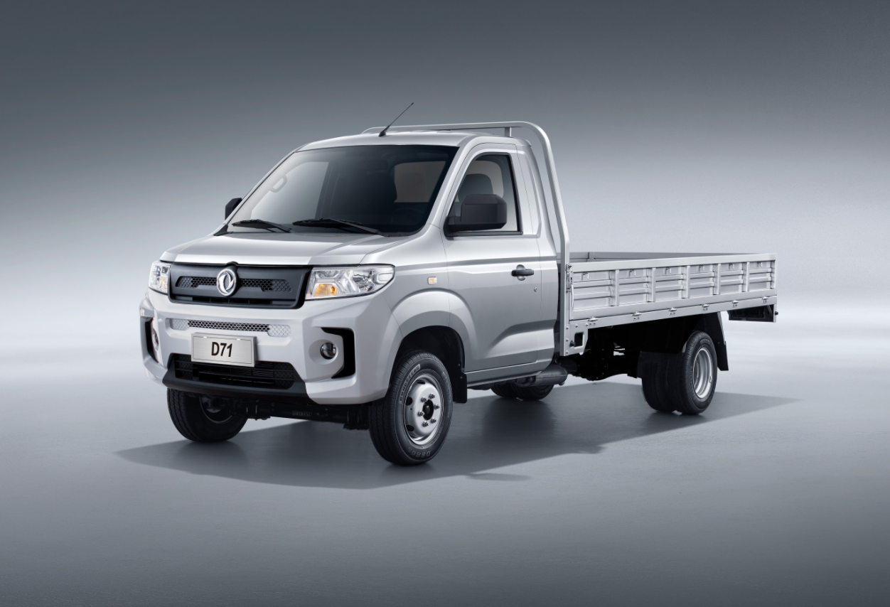 货箱最长34m载重超过17t还有2000元补贴东风小康d71究竟有多香