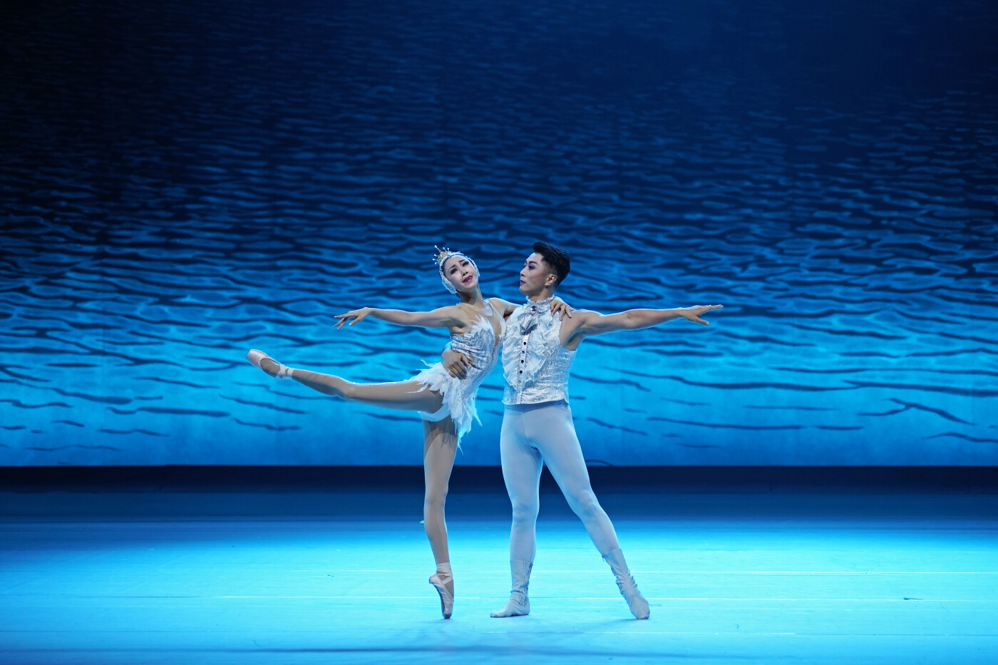 杂技剧天鹅总导演赵明杂技人是独一无二的天鹅