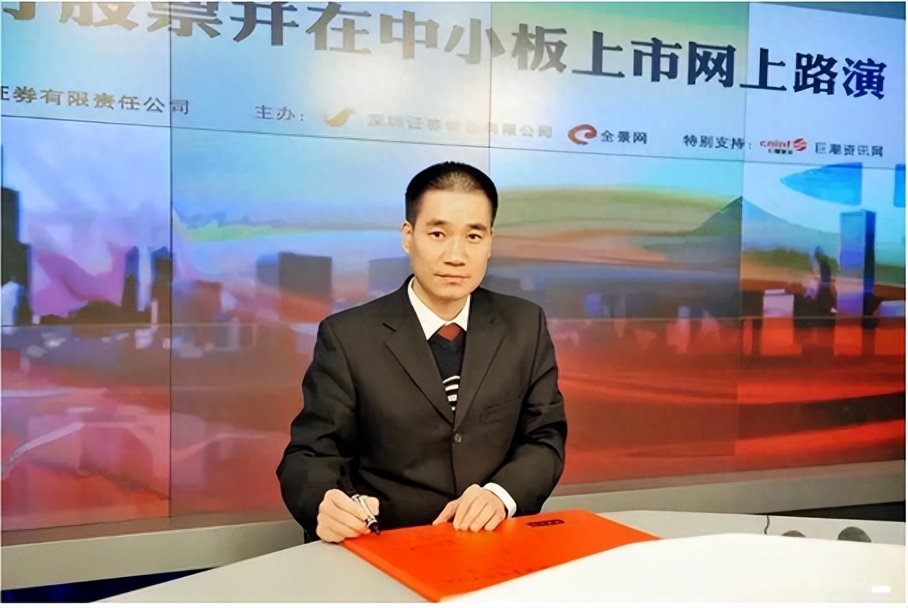 4个江西人在广东中山逆袭赣州人当过老师宜春人做led成首富