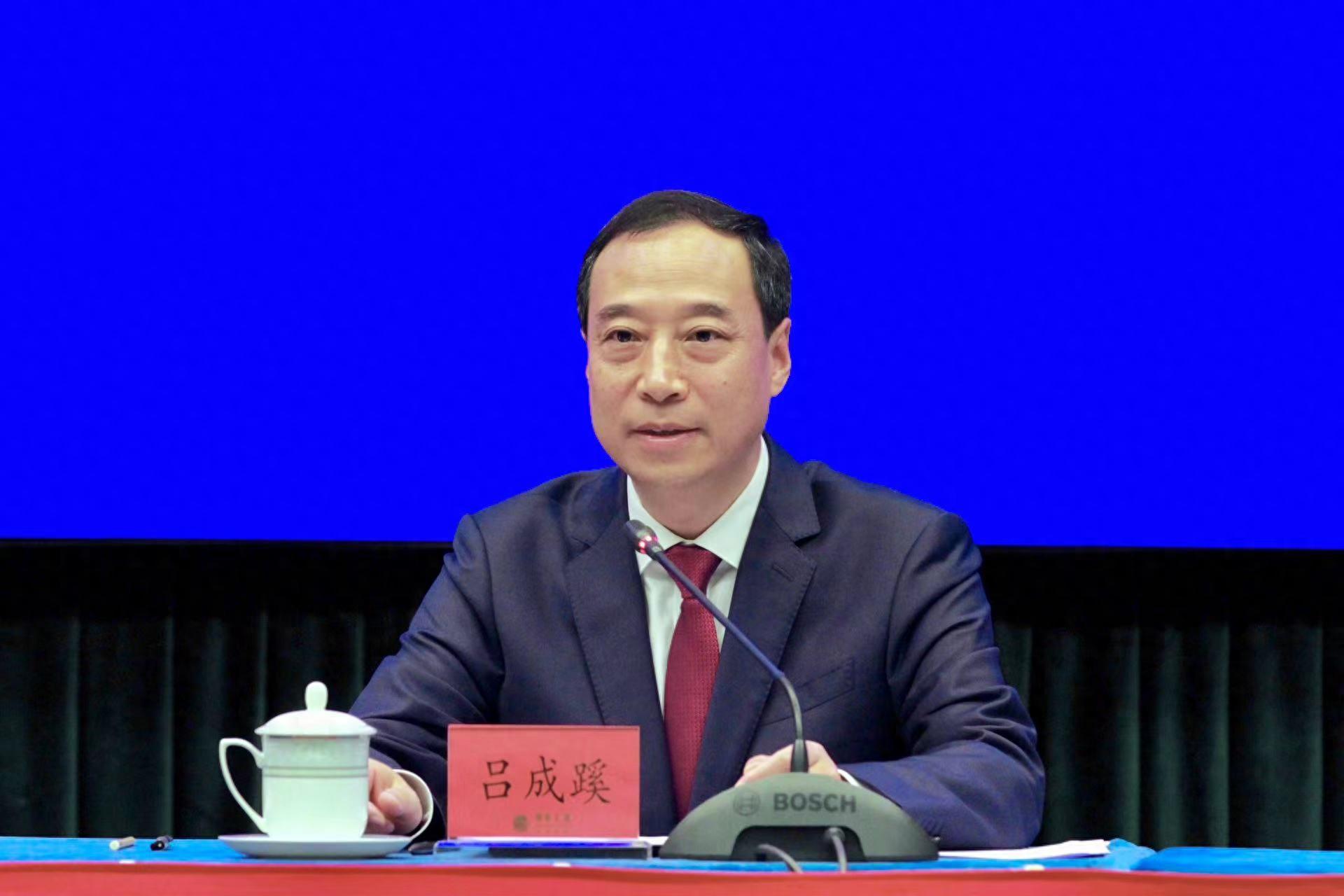 吕成蹊将东莞建设成两岸社会人文交流的新枢纽