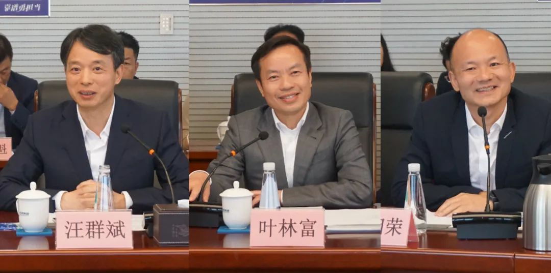 商会王均金叶林富带队走进普陀与区政府签署战略合作协议