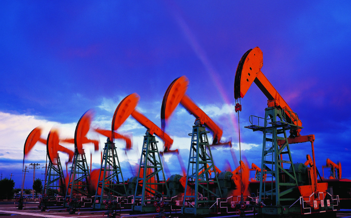 石油工人一声吼地球也要抖