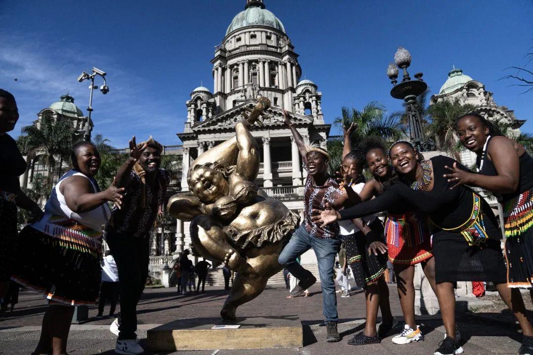 跟着肥女去南非08德班市政厅广场上的阳光