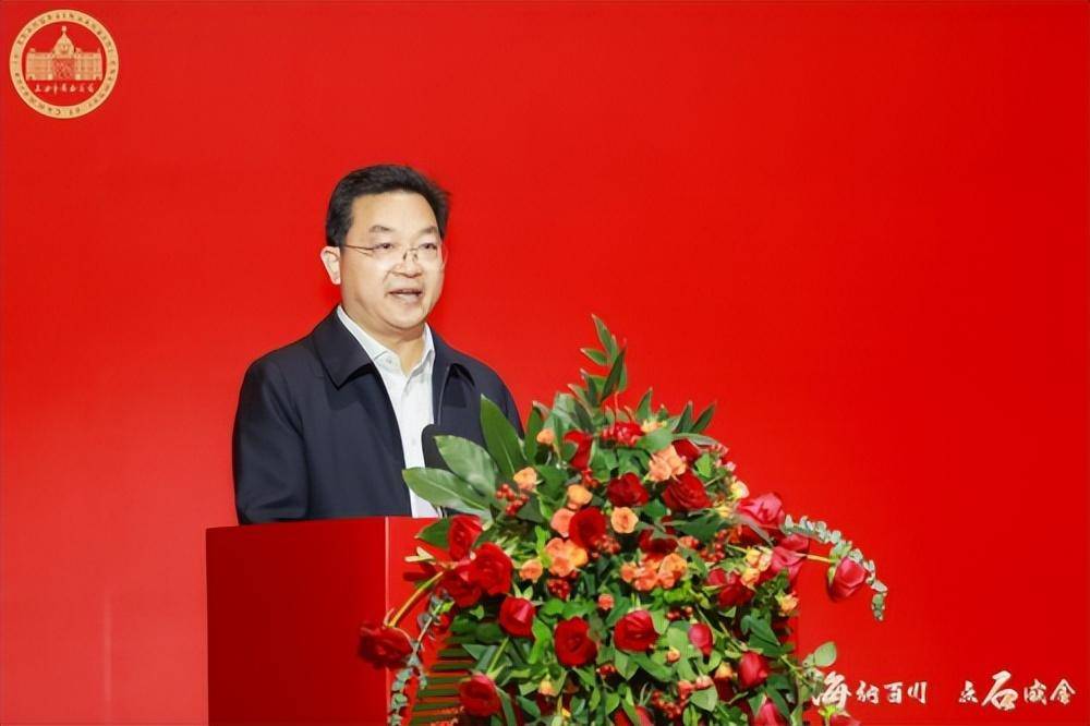 湖北省人民政府驻上海办事处主任 周彬黄石市委常委,统战部部长