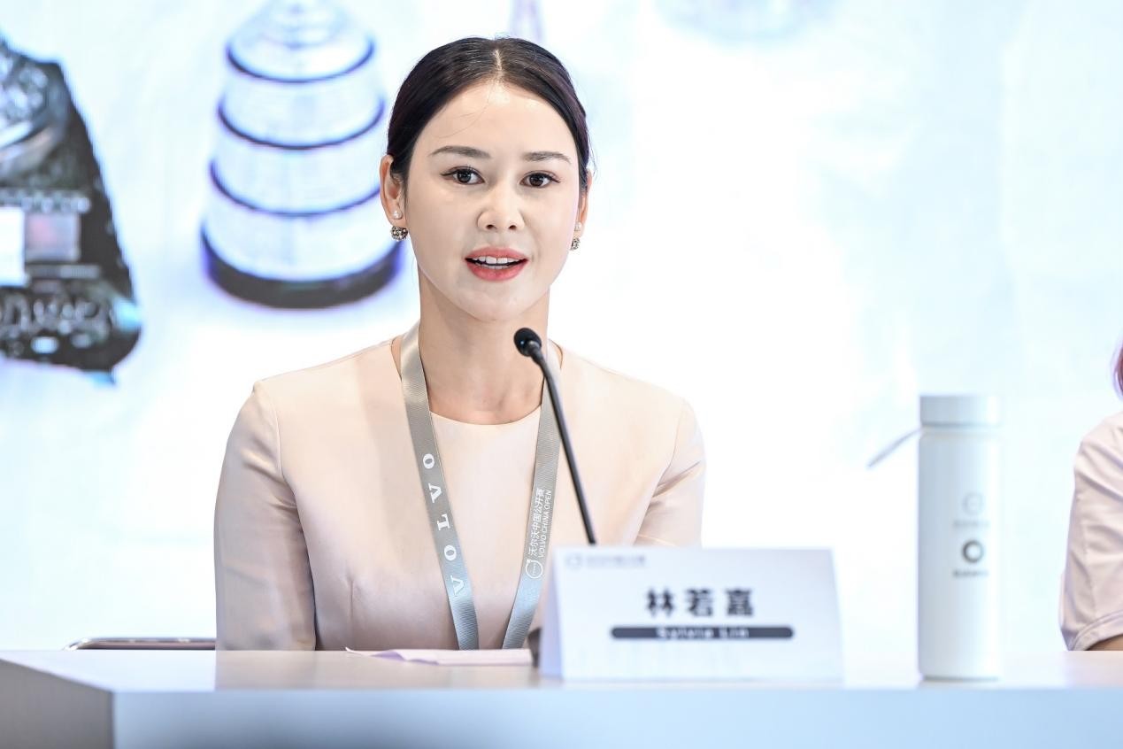 高尔夫传承博物馆执行副馆长林若嘉女士执行副馆长林若嘉女士在发布会