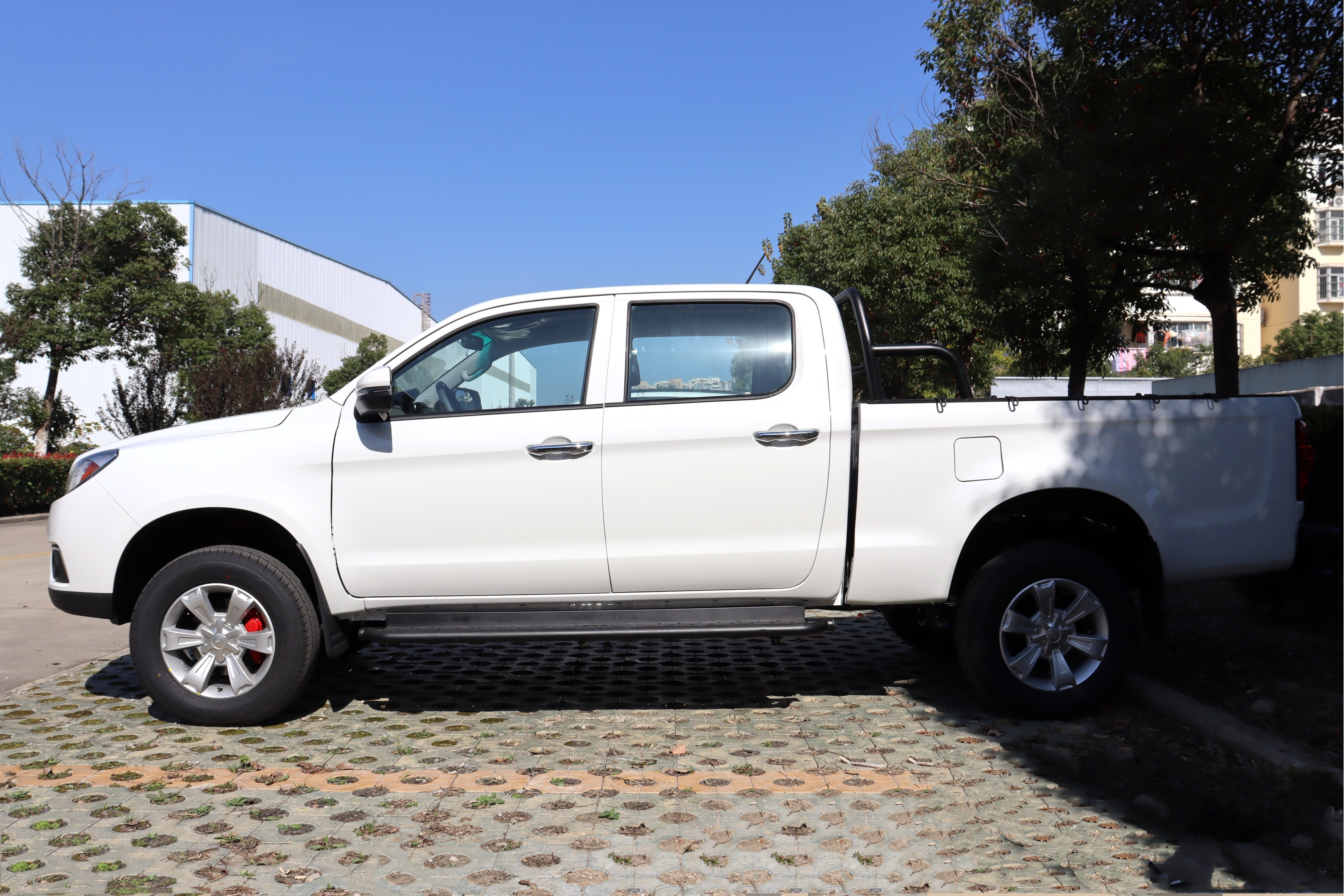 想买商用皮卡的看过来江淮t6冠军版即将推出换装大排量柴油机