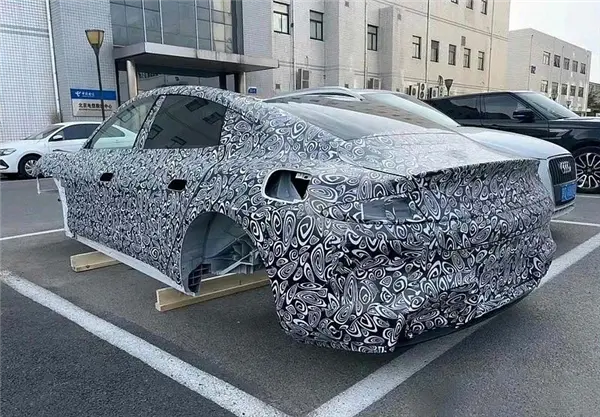 小米首车白车身现身胡峥楠脑壳生痛要不也直接开卖吧