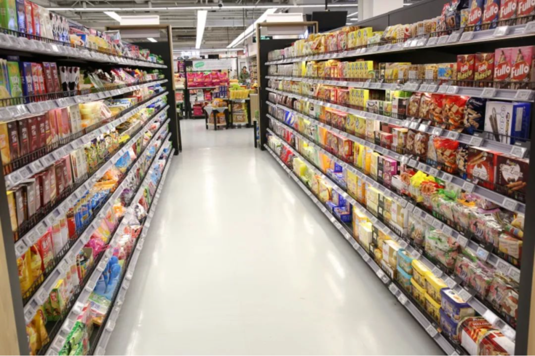 阴影笼罩"商超"