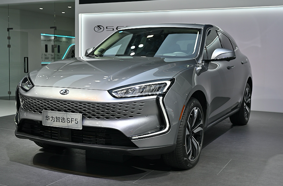 事实上,自赛力斯牵手华为推出新车,新品牌以来,赛力斯(原"东风小康")