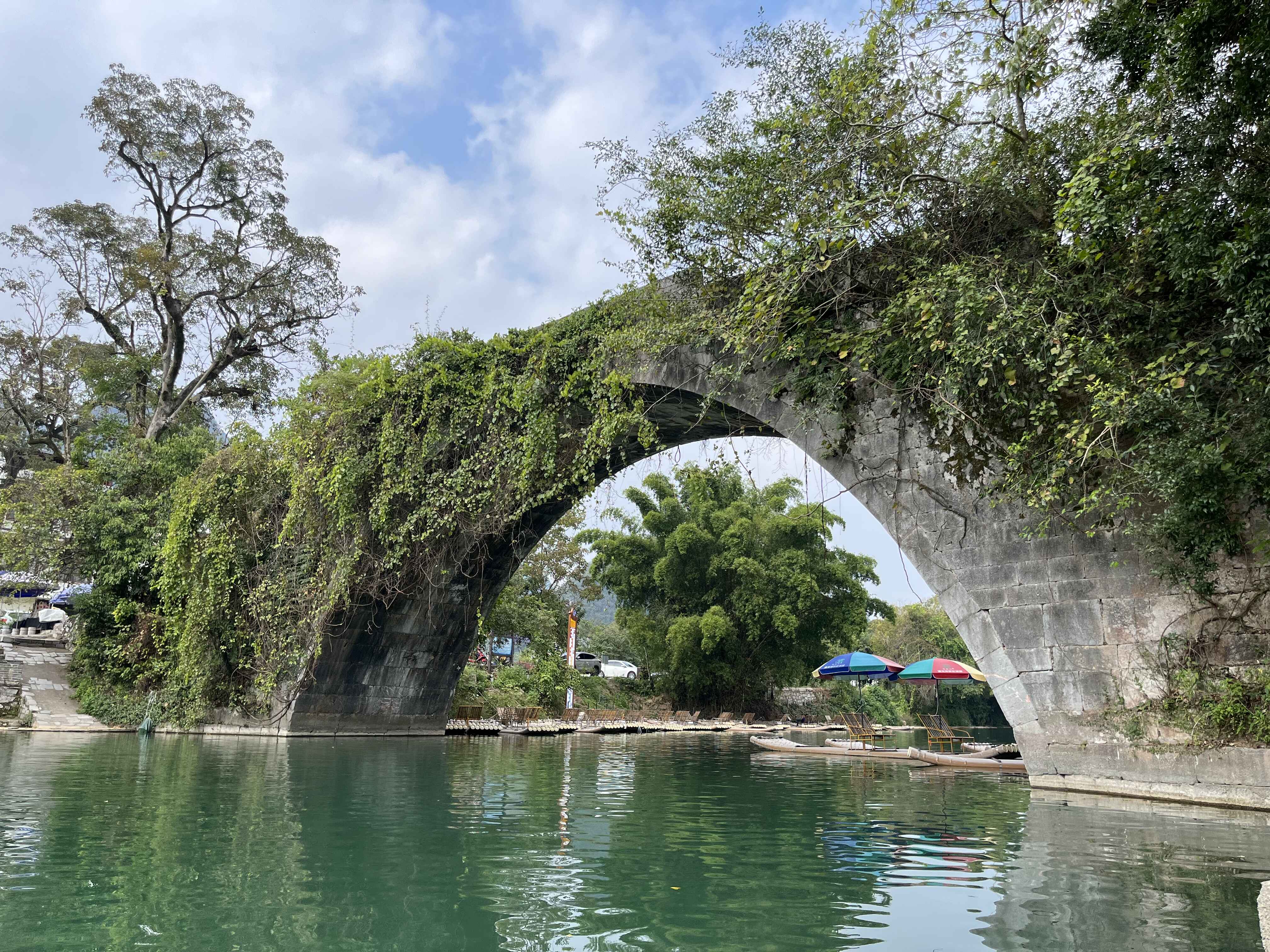 同南方网记者云观广西 | 走进桂林阳朔县:美丽乡村靓"颜值" 产业发展