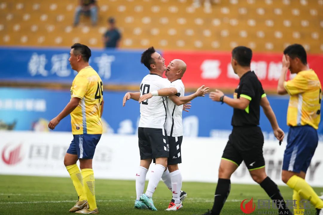 老国安再聚首老甲a!高峰邓乐军绝妙配合,北京2:0四川