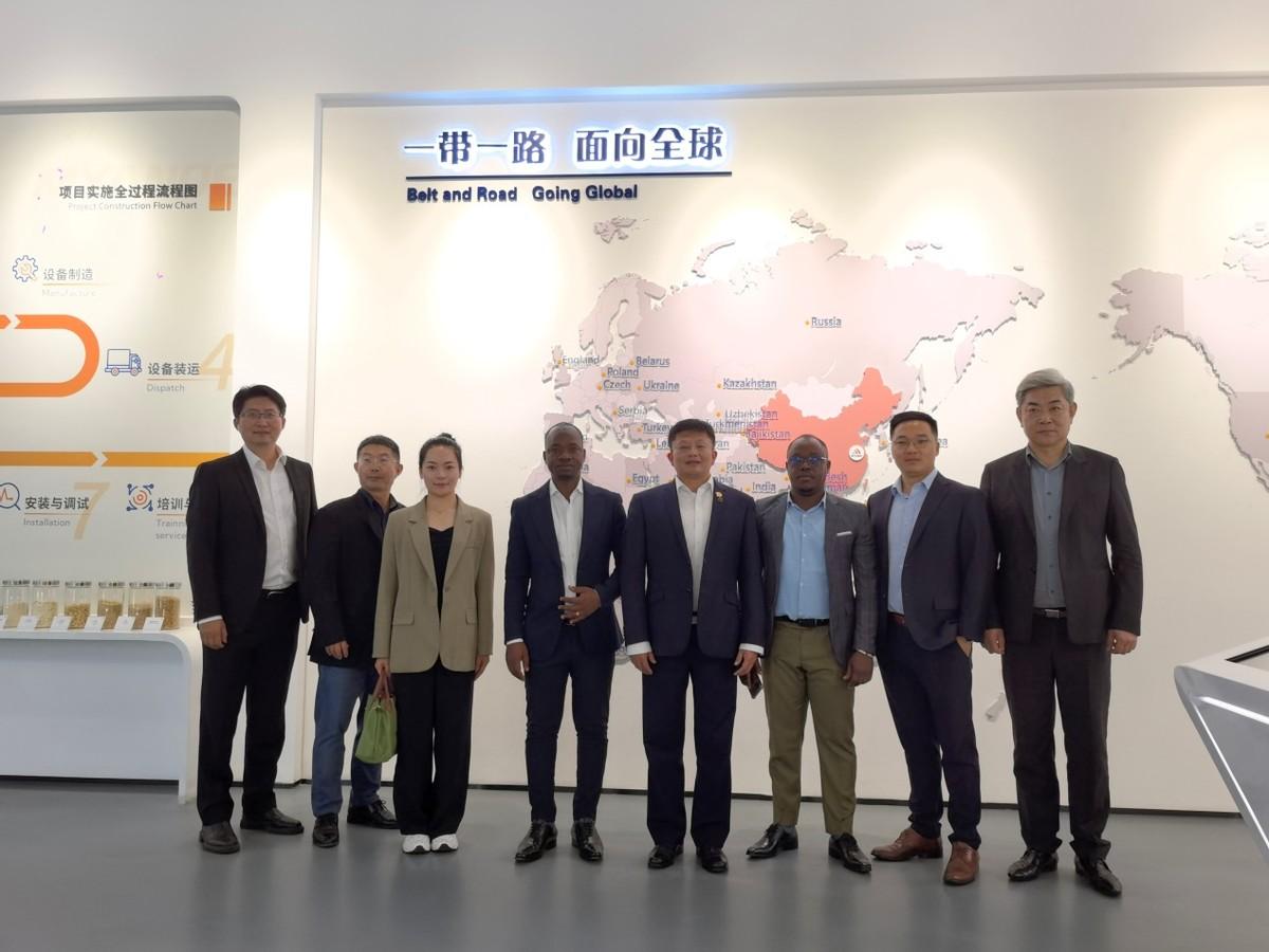 (科特迪瓦经贸代表团参观考察迈安德集团)(科特迪瓦经贸代表团参观