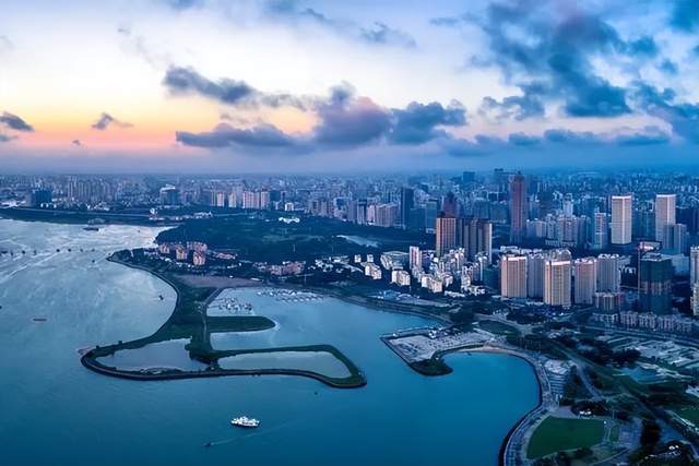 新晋万亿城市之争,烟台胜算几何?