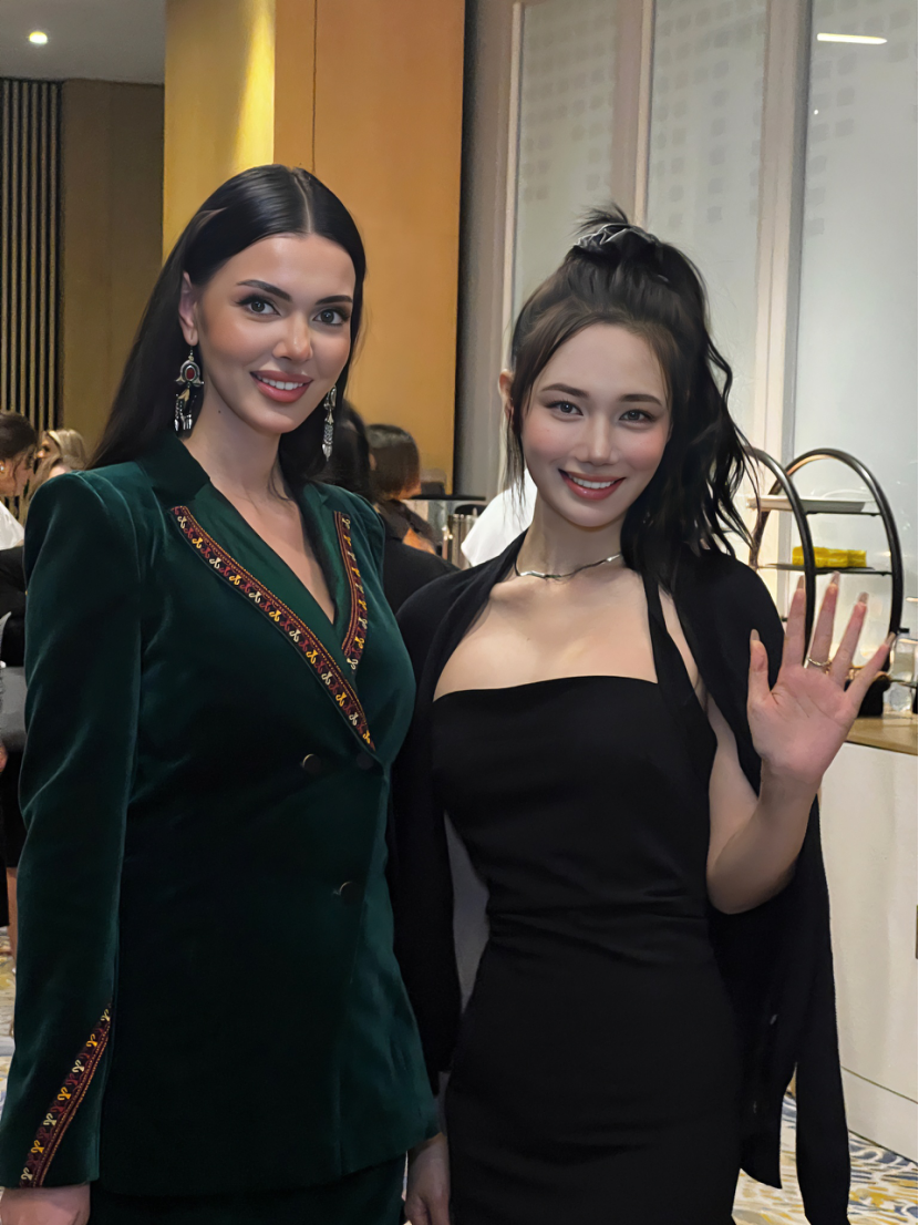 世界环球小姐迪拜世界赛颁奖嘉宾选美冠军熊悦心