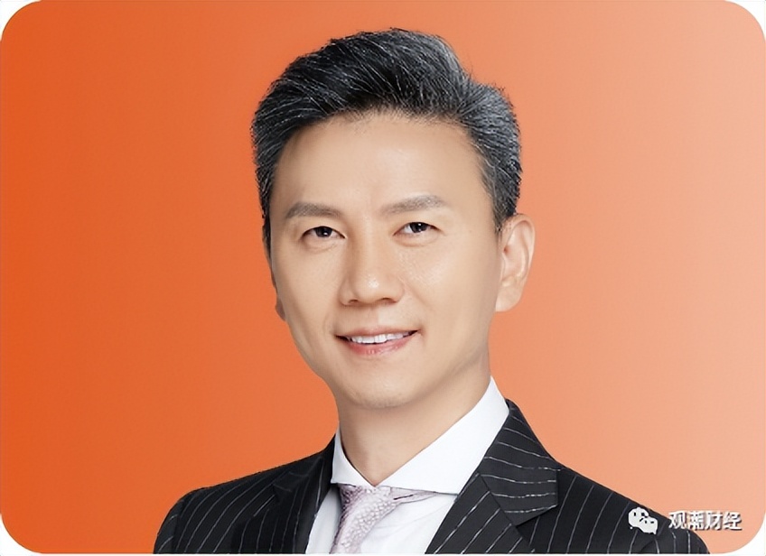 中国平安公告,同时官微发文称联席ceo兼常务副总经理陈心颖因个人及