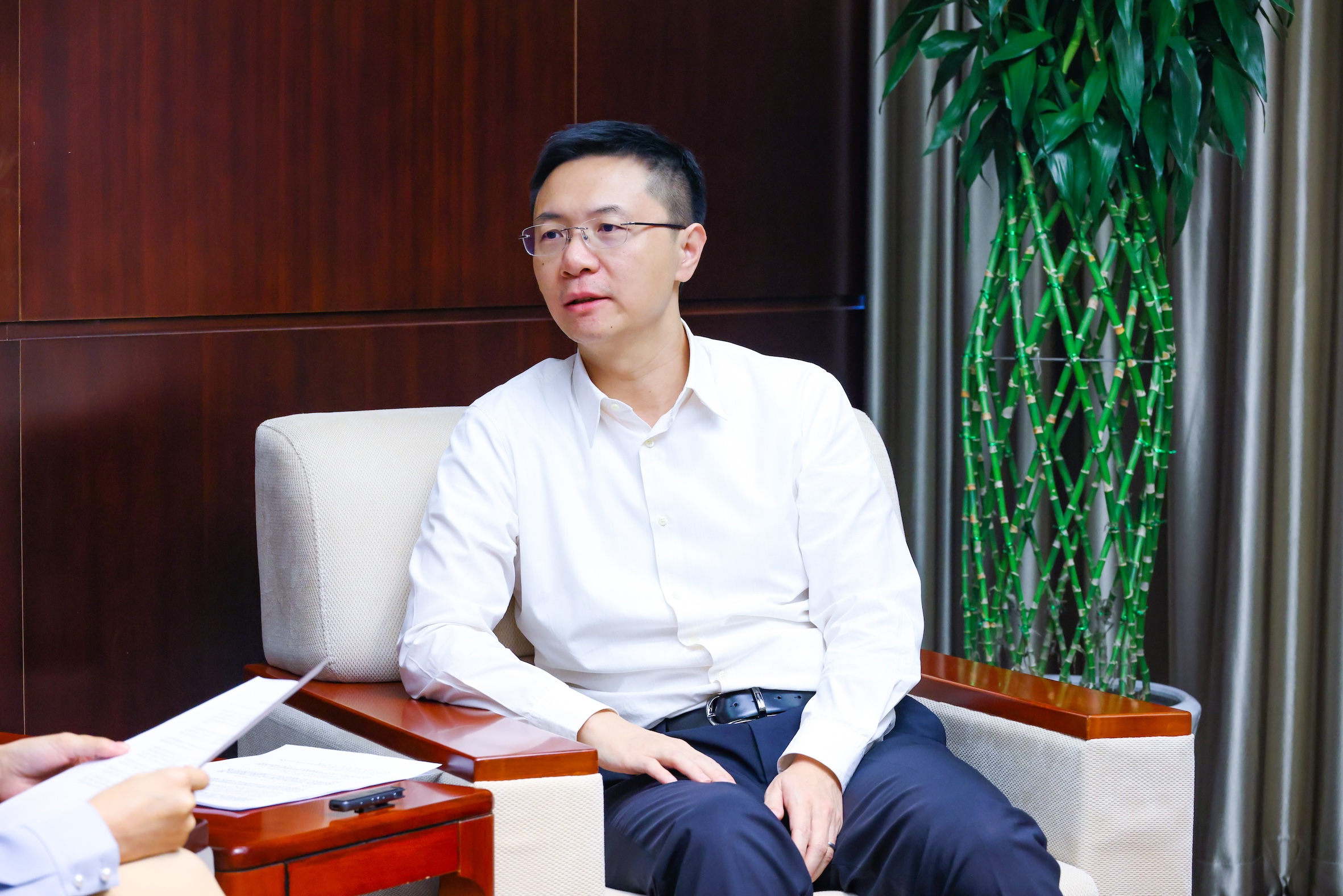 解读田轩提振民企信心必须保持政策的连续性和稳定性民企大调研