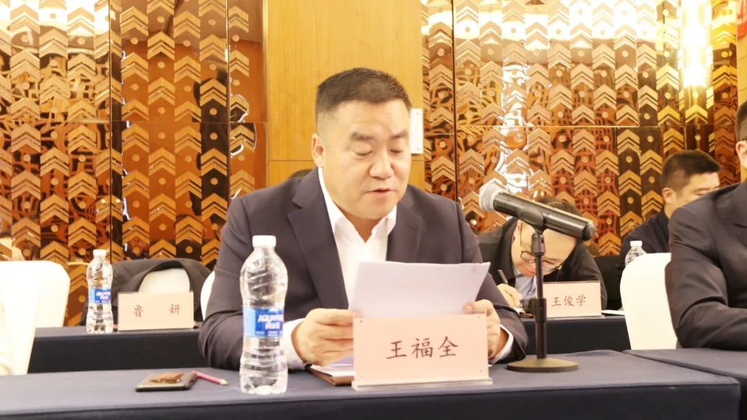 中国酒业协会与徽县人民政府签订战略合作协议