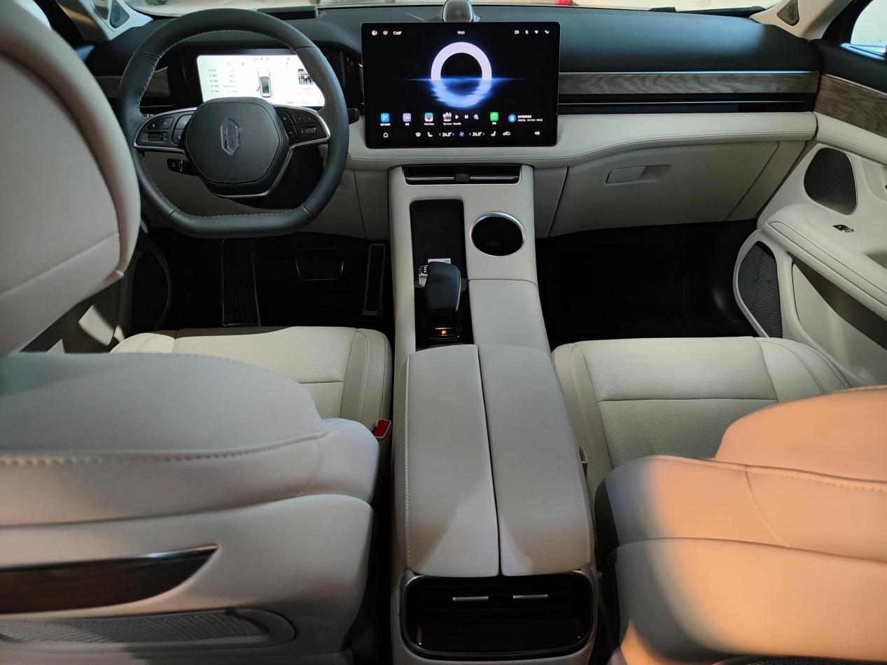 赛力斯问界m5凭什么好开?