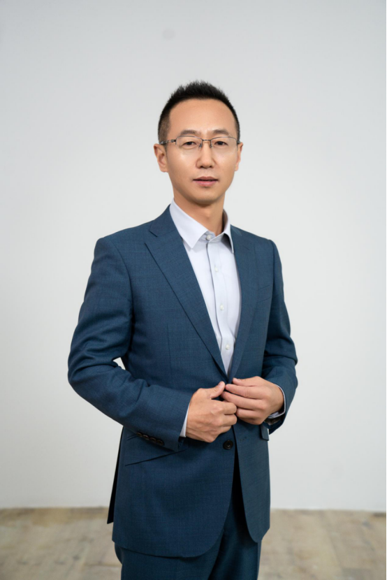 "tata木门董事长纵瑞原说.