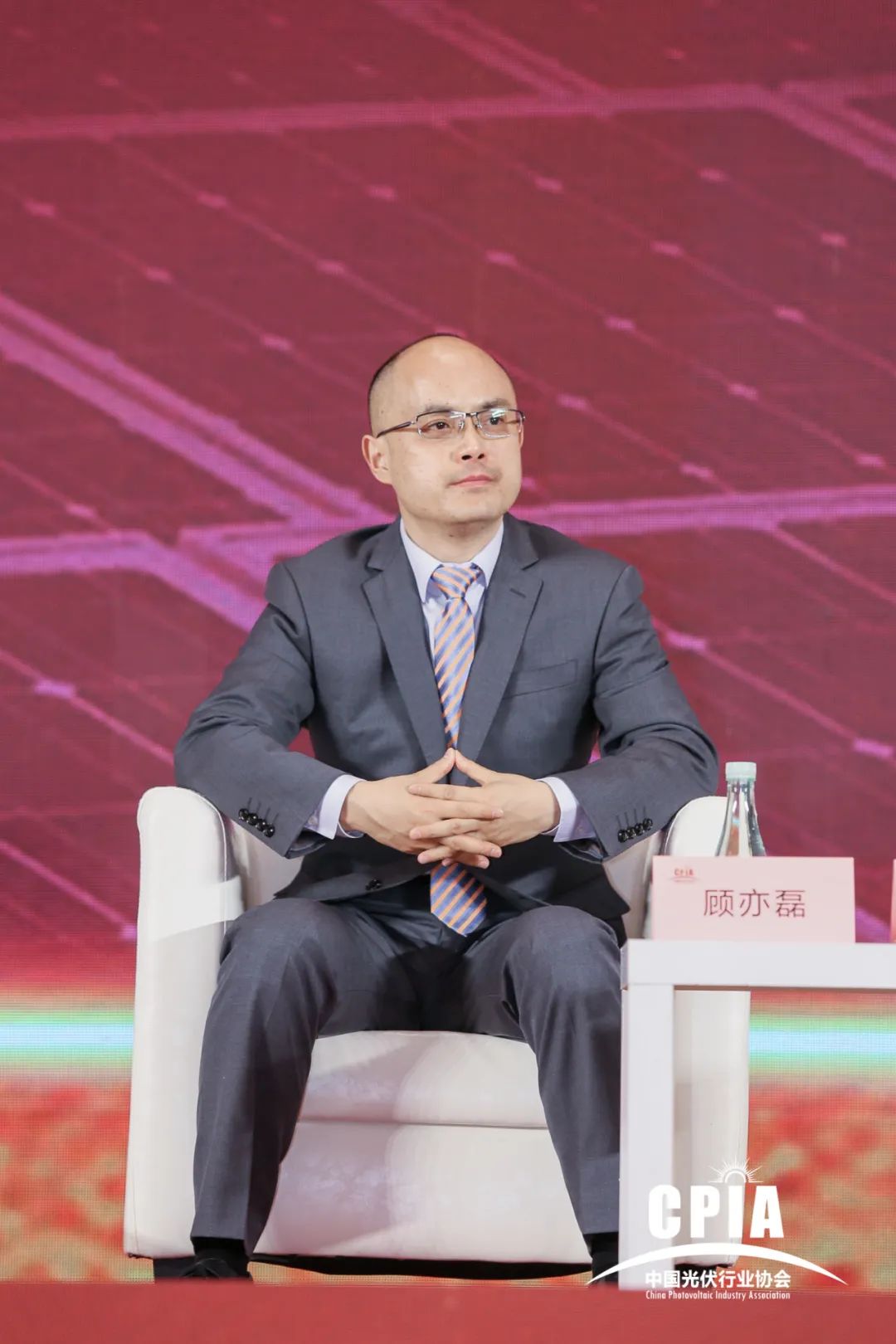 在2023年中国光伏协会年会上,阳光电源副董事长,高级副总裁顾亦磊对于