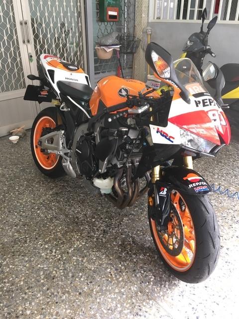 保養分享本田cbr600rr自己動手更換火花塞