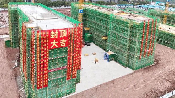 封顶大吉!三安半导体,碳化硅衬底项目B1栋_财富号_东方财富网