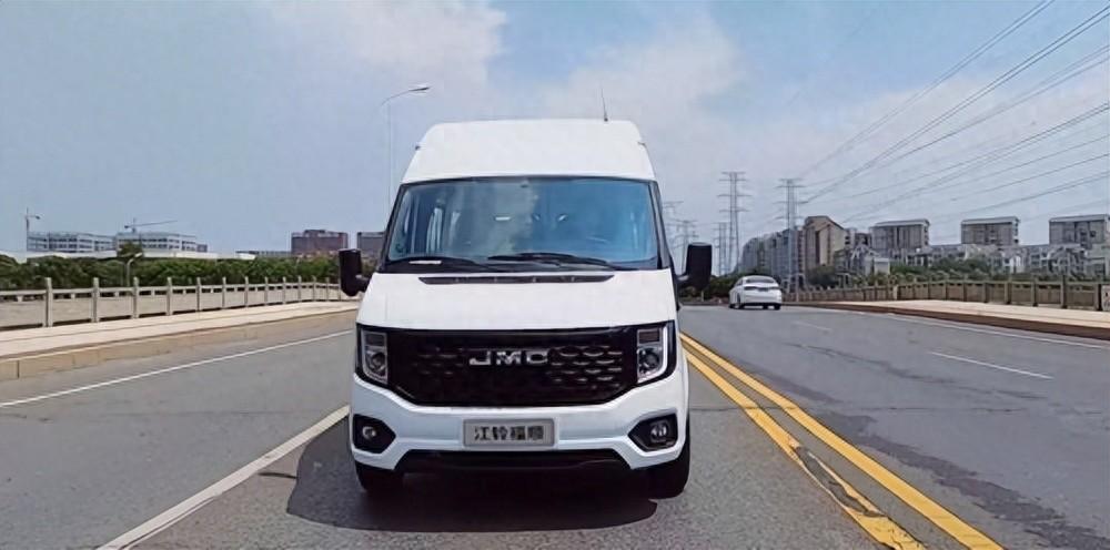 江铃福顺vs图雅诺vs新途v80谁是高价值轻客