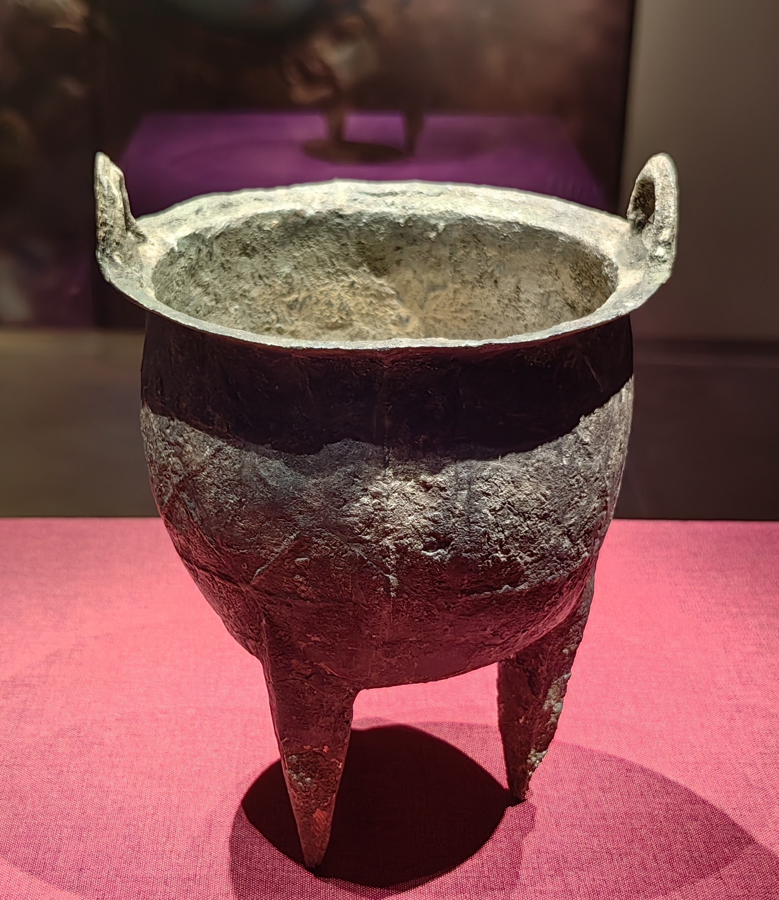 在二里头遗址思考夏代访古