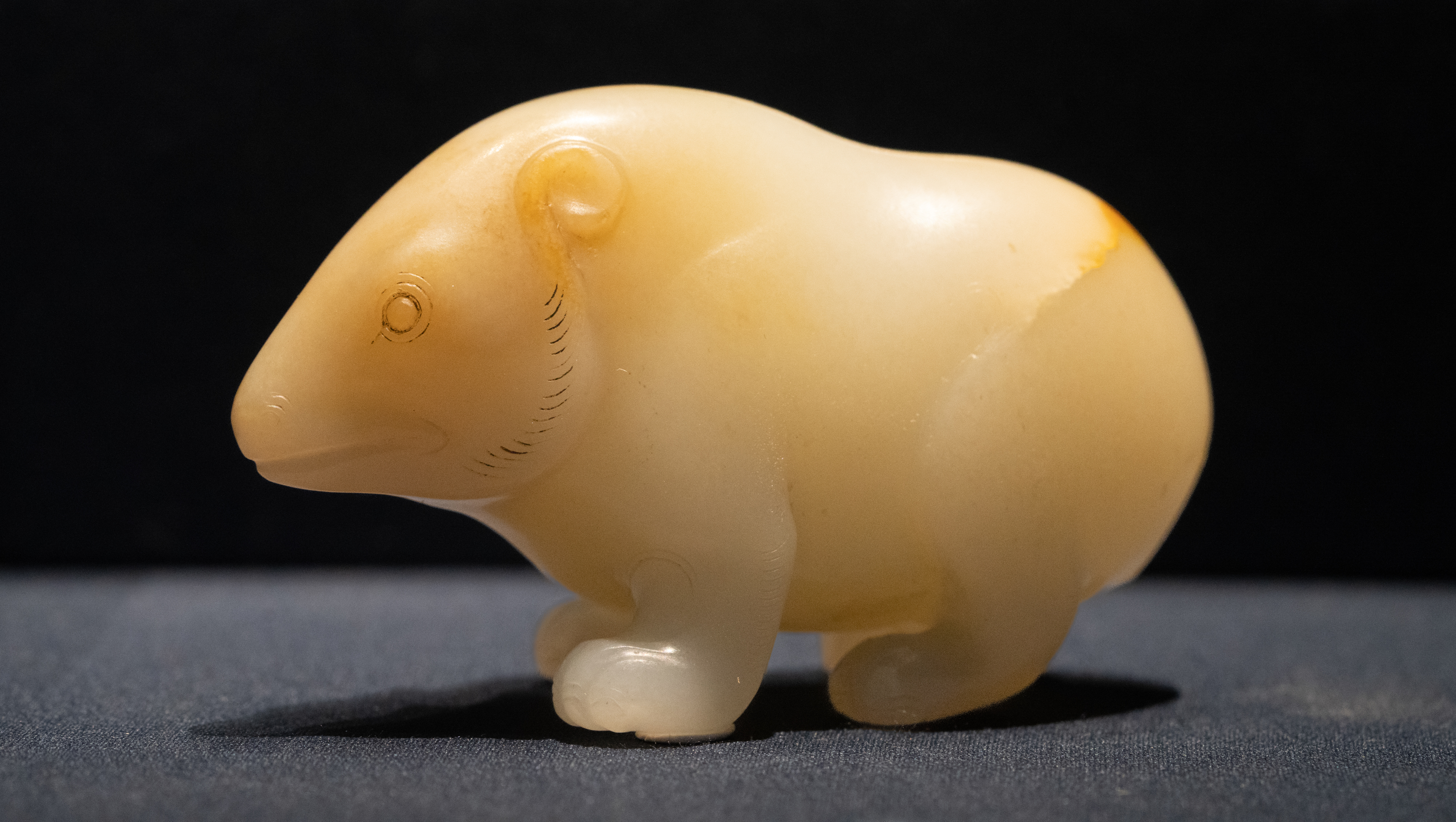 西周玉虎-西周玉鸬鹚-西周玉猪-西周玉鹰-新石器时代(凌家滩文化)玉鹰