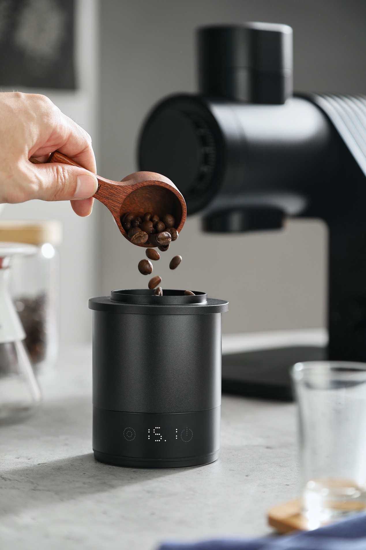 磨豆机怎么选barsetto百胜图高精度电动磨豆机获gcef咖啡评选官方推荐