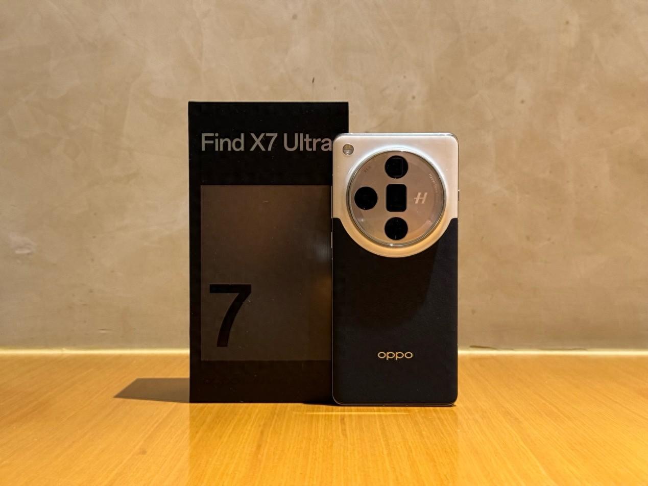 oppofindx7ultra大师影像配ai大模型封神旗舰名不虚传