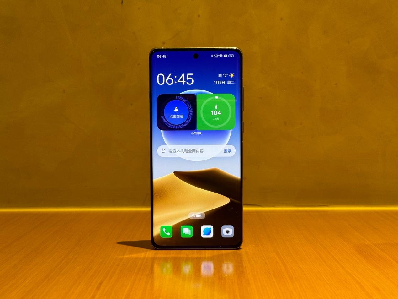 oppofindx7ultra大师影像配ai大模型封神旗舰名不虚传