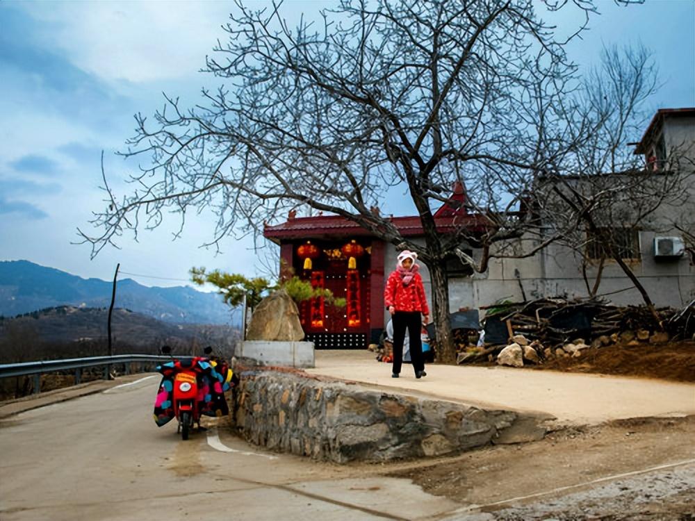 泰安市摄影家协会文艺志愿活动走进泰山区化马湾乡