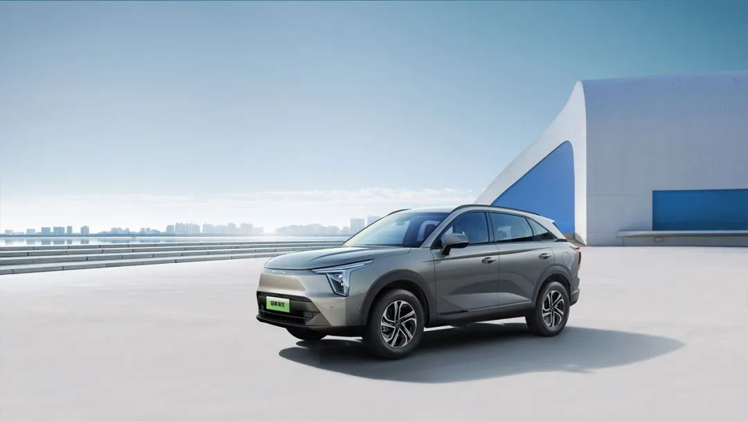 十年终反转自主品牌支棱起来了撰文吴静编辑刘宝华设计青青2013年国庆