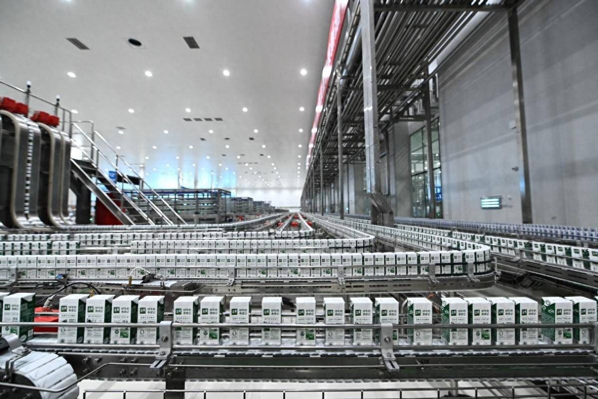 开门红伊利龙年产销两旺跑出加速度