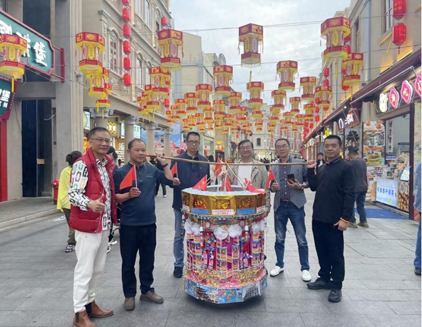 兴宁非遗花灯亮相汕头国际花灯节_财富号_东方财富网