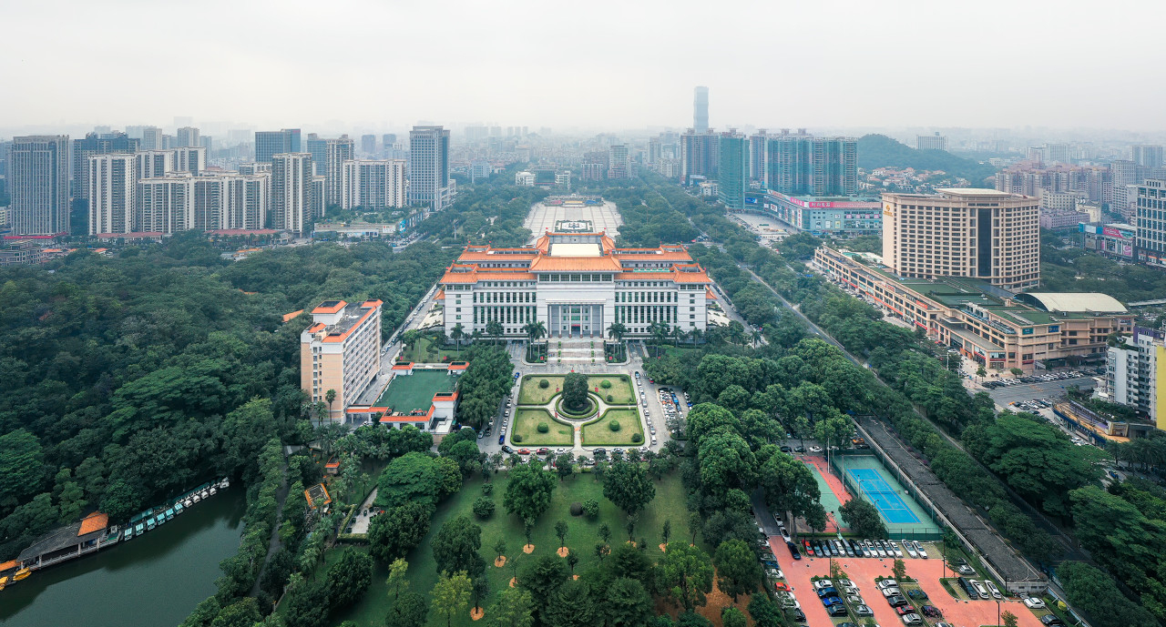 东莞长安镇要千亿也有绿意