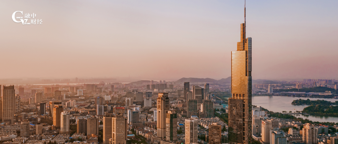 暴涨300南京50后拿下龙年第一股