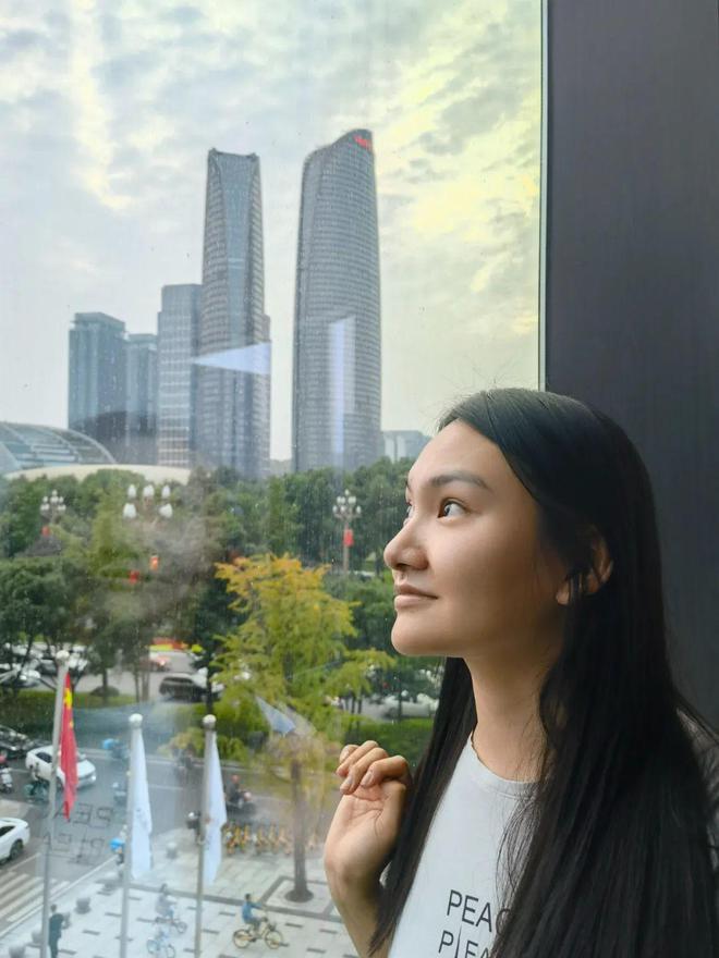 联合国工作的成都姑娘