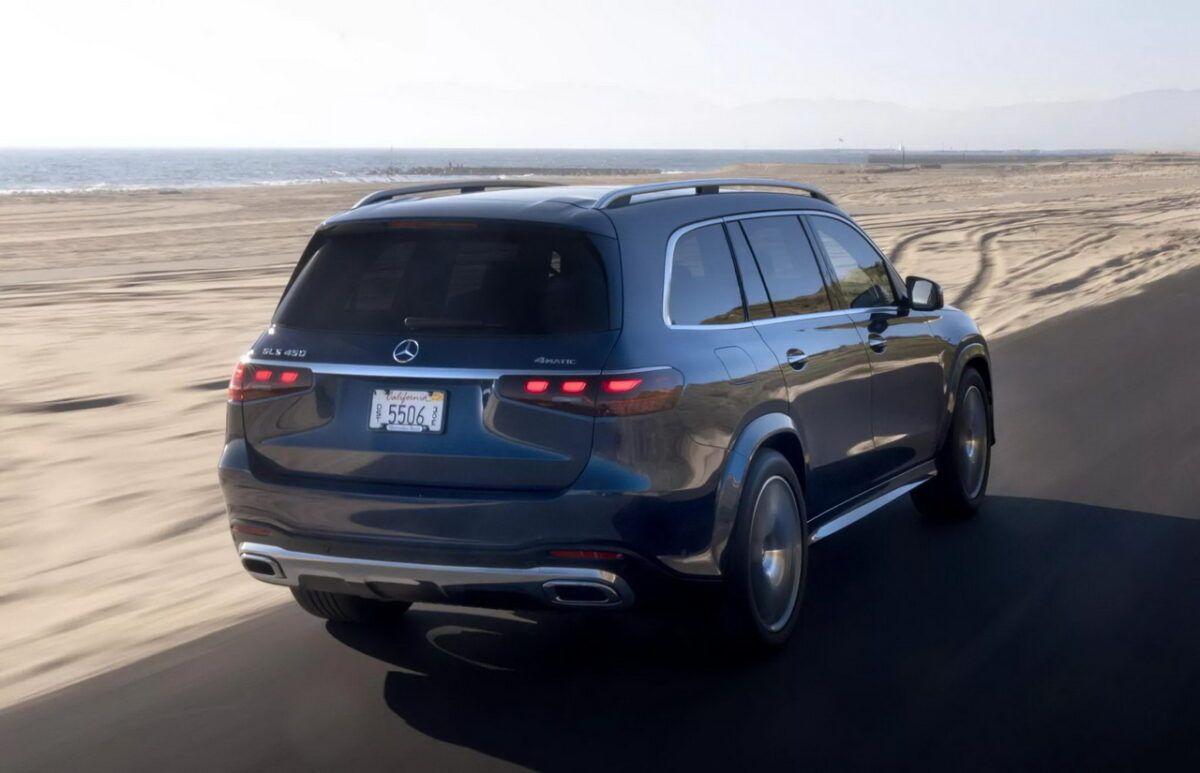 美国奔驰召回105000辆suv有失速或踏板断裂潜在风险