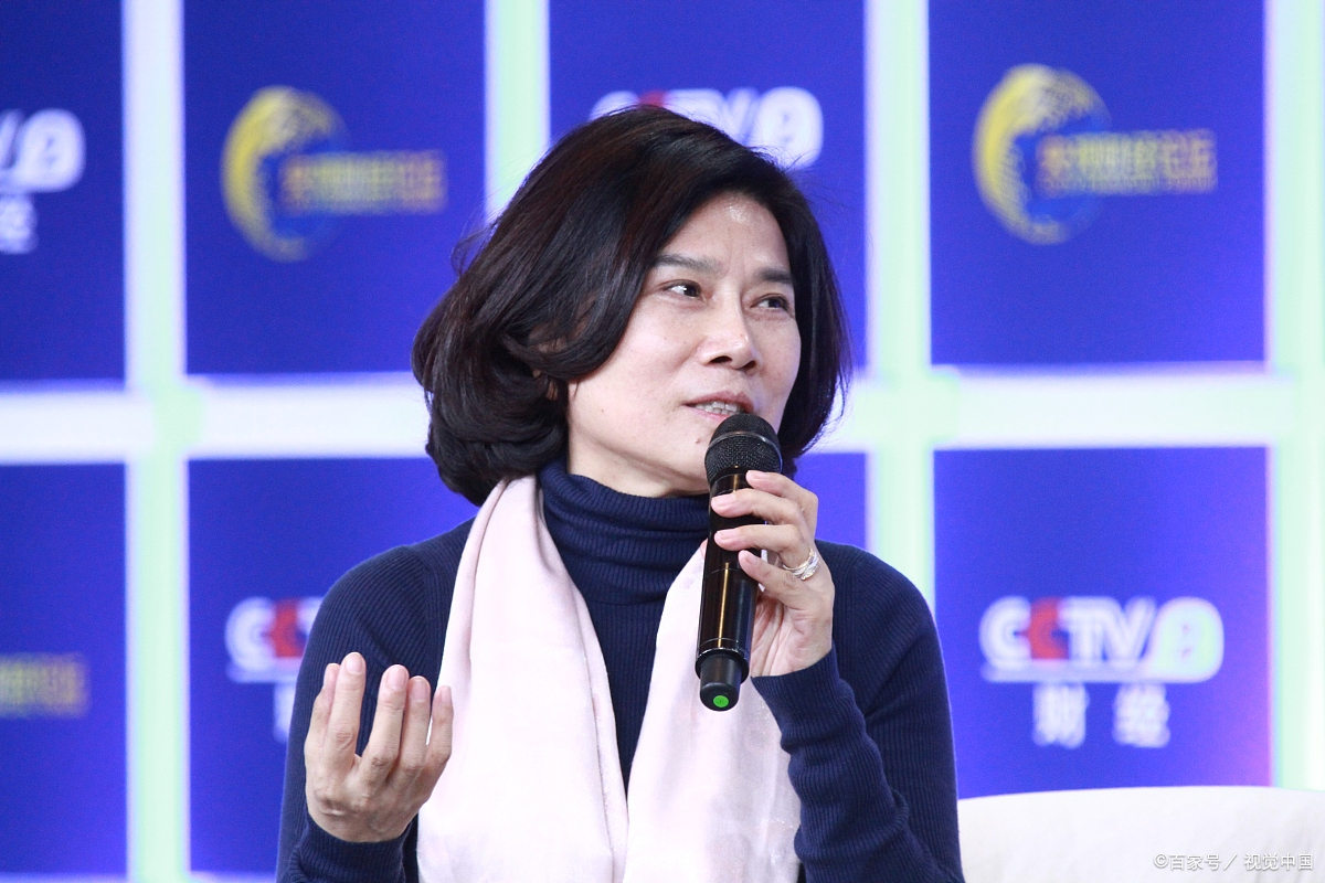 董明珠回应建议员工跳槽支付培训费不是对普通跳槽人