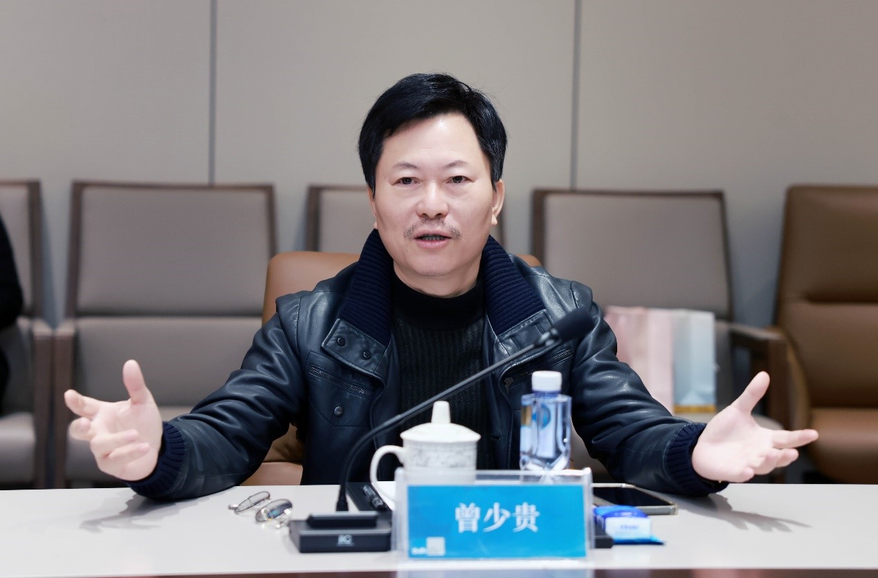 国内著名小品影视演员宋小宝一行到访翰宇参观交流