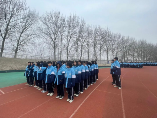 以练筑防防患未然河北清河中学开展春季学期应急疏散演练活动