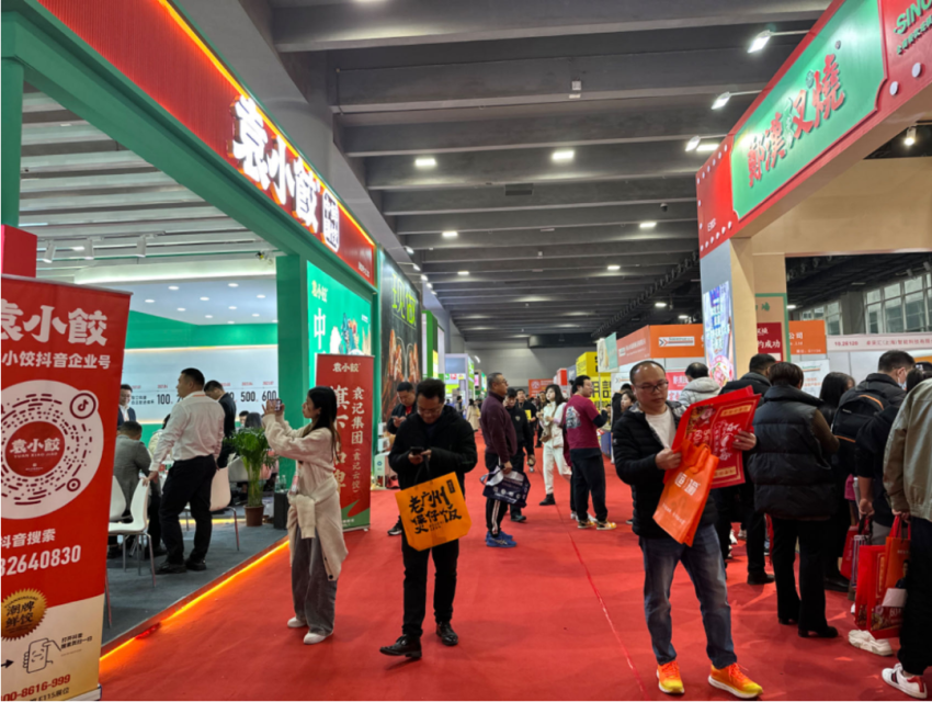 小众茶饮云饺品牌扎堆2024年餐饮加盟市场硝烟四起