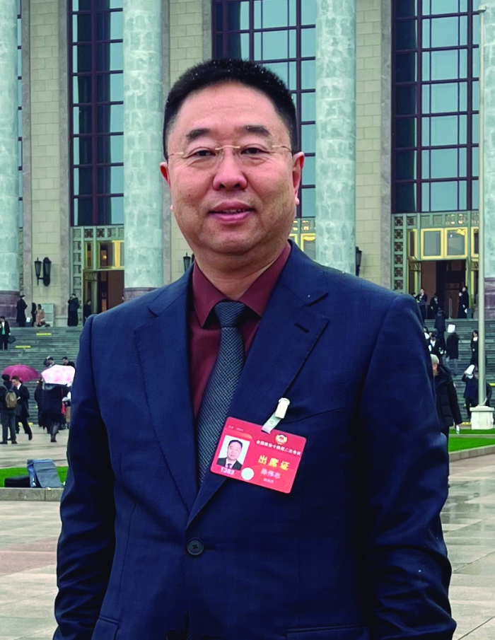 全国政协委员上海新纪元教育集团董事长陈伟志实施乡村教师待遇倍增