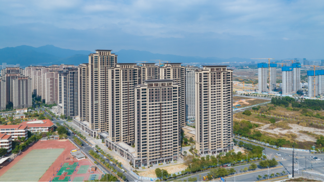 项目位于厦门市海沧区马銮湾新城西片区的核心区,是省市重点项目,总
