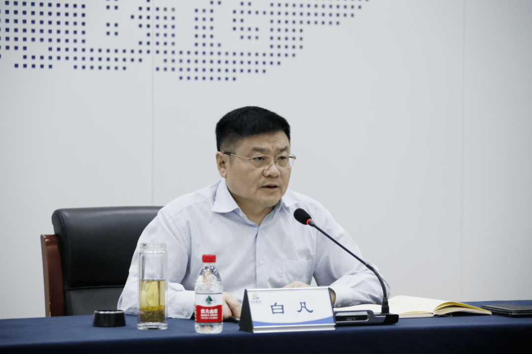 首旅酒店成功扭亏,57岁李云接棒白凡