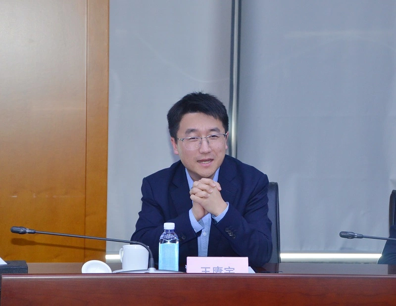 新华联文旅召开发展战略专题研讨会