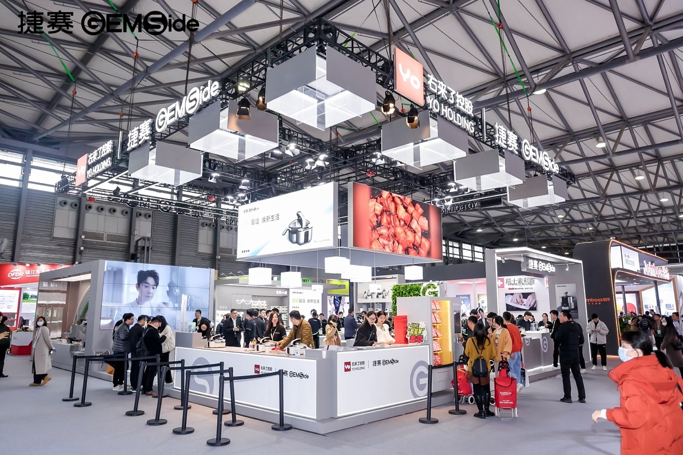 捷赛炒菜机器人及全系产品亮相AWE2024-家电圈官网