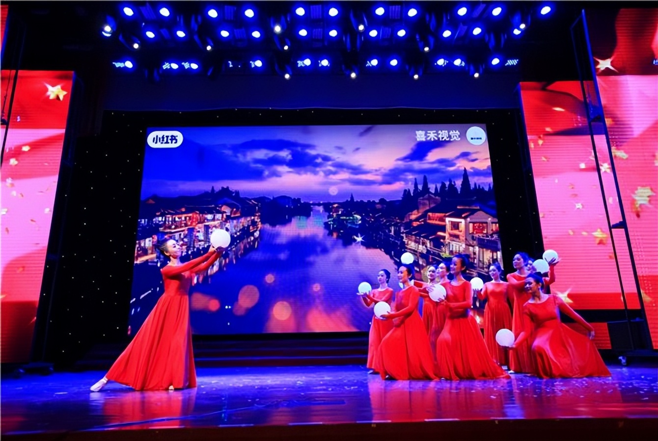 分行举办庆三八"工行员工大舞台"员工风采展示活动_财富号_东方财富网